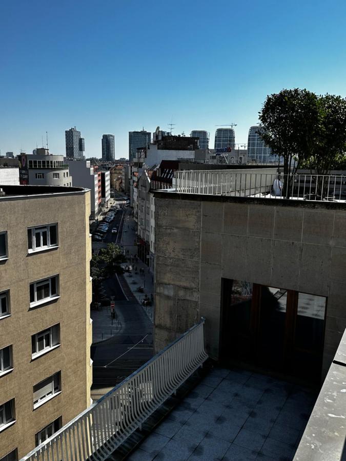 Luxury Penthouse At The Historical Centre With Free Parking Appartement Bratislava Buitenkant foto