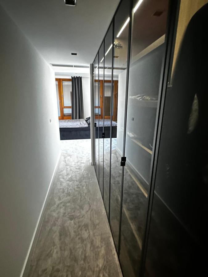 Luxury Penthouse At The Historical Centre With Free Parking Appartement Bratislava Buitenkant foto